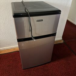 Mini Fridge For Sale