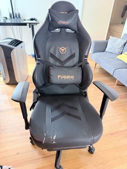 Game desk chair