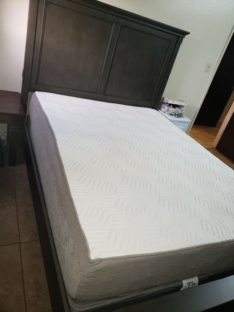 Brand new queen bed frame with usb connection + mattress+box spring