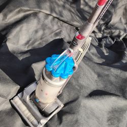 Dyson Vacuum Cleaner 