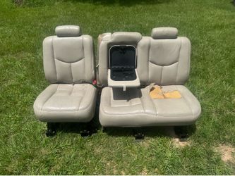 Escalade seats