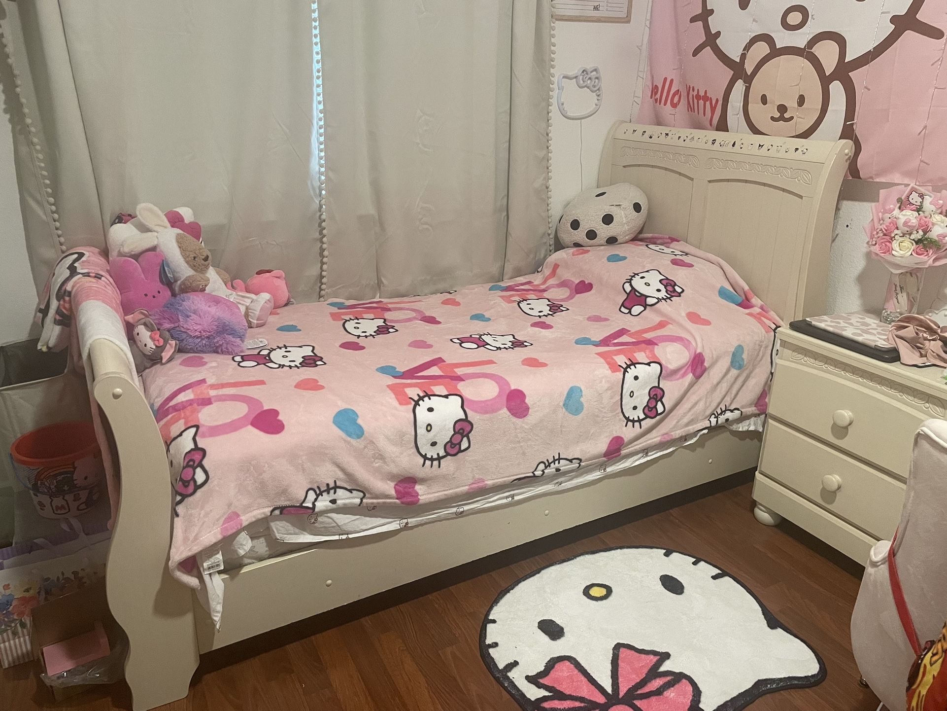 Twin Bedroom Set