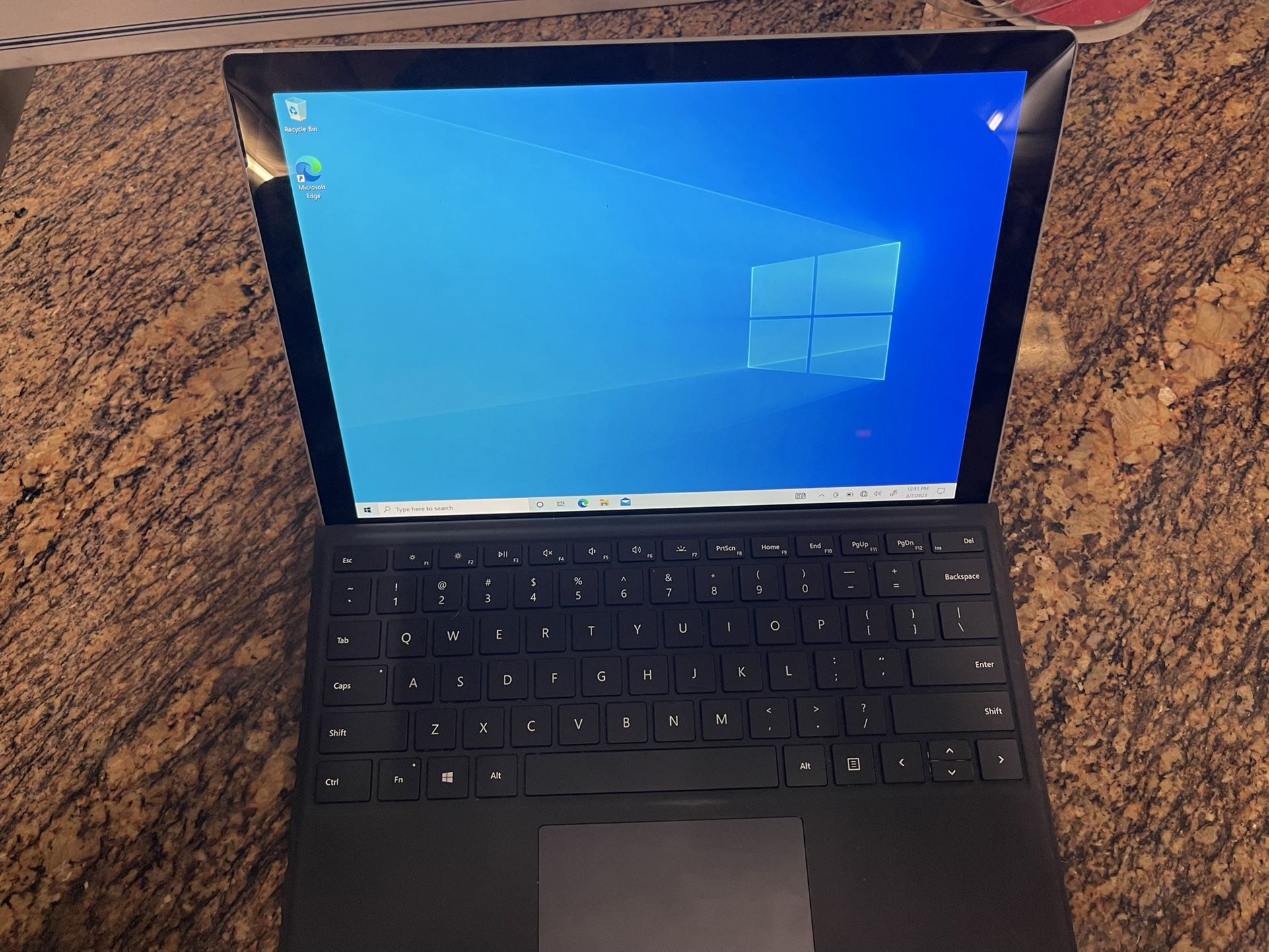 Microsoft Surface Pro 5 (128gb)