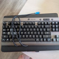 Corsair mechanical Vengeance k65 Keyboard