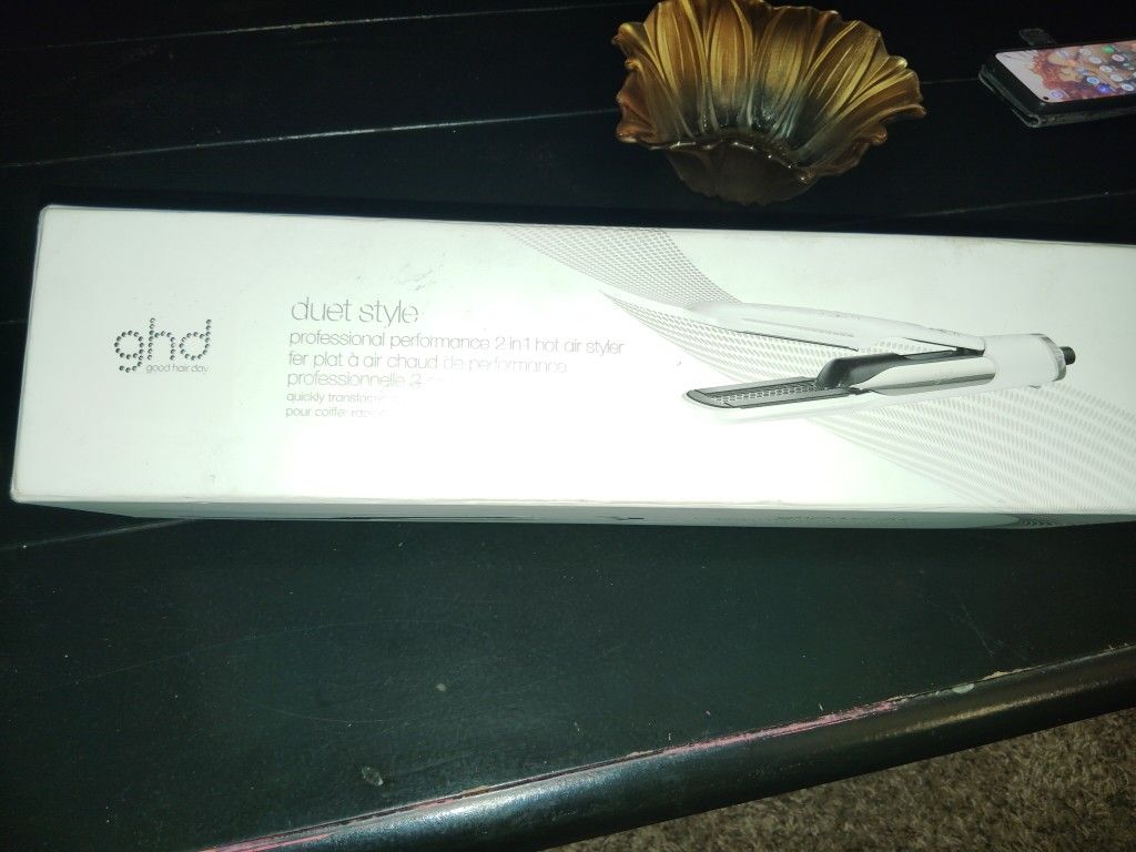 Brand New Hair Straightener