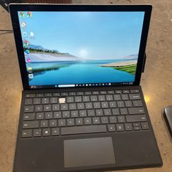 Microsoft Surface Pro 7 – i3 / 4GB / 128GB $400 OBO