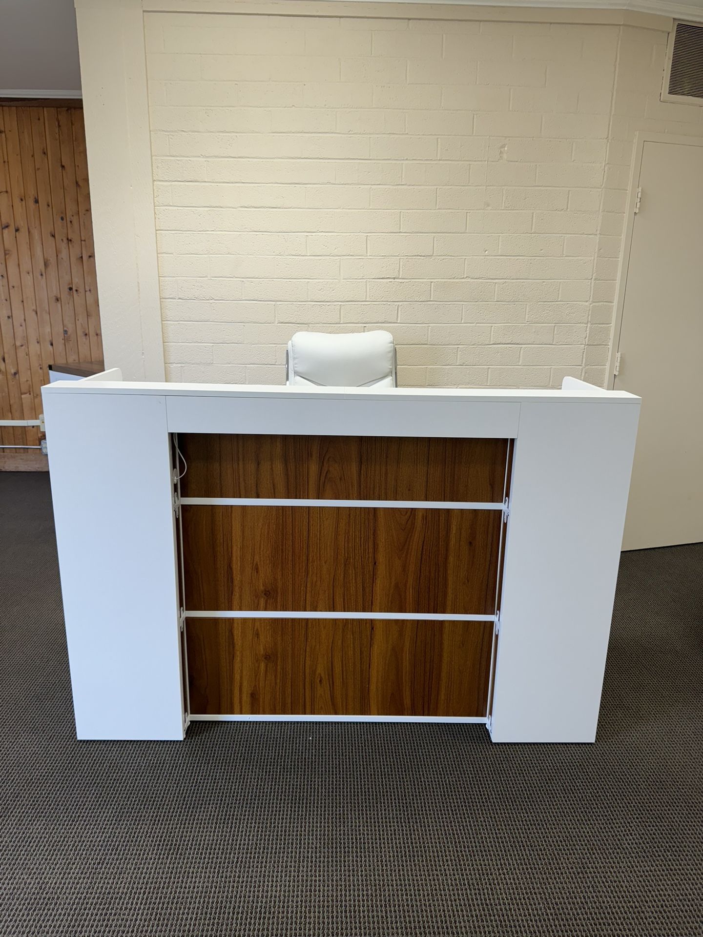 Reception Desk 