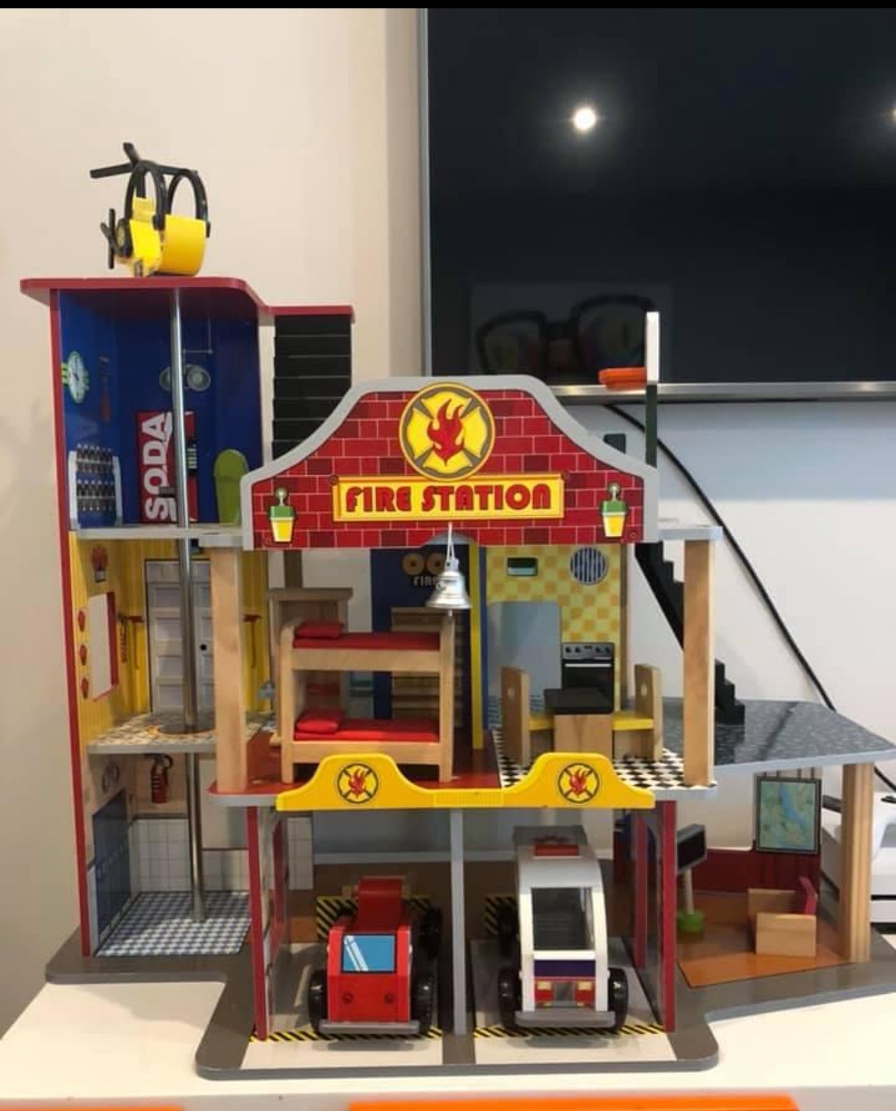 KidKraft Deluxe Firestation Set
