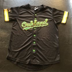Oakland A’s Jersey Youth Medium Size (NEW)