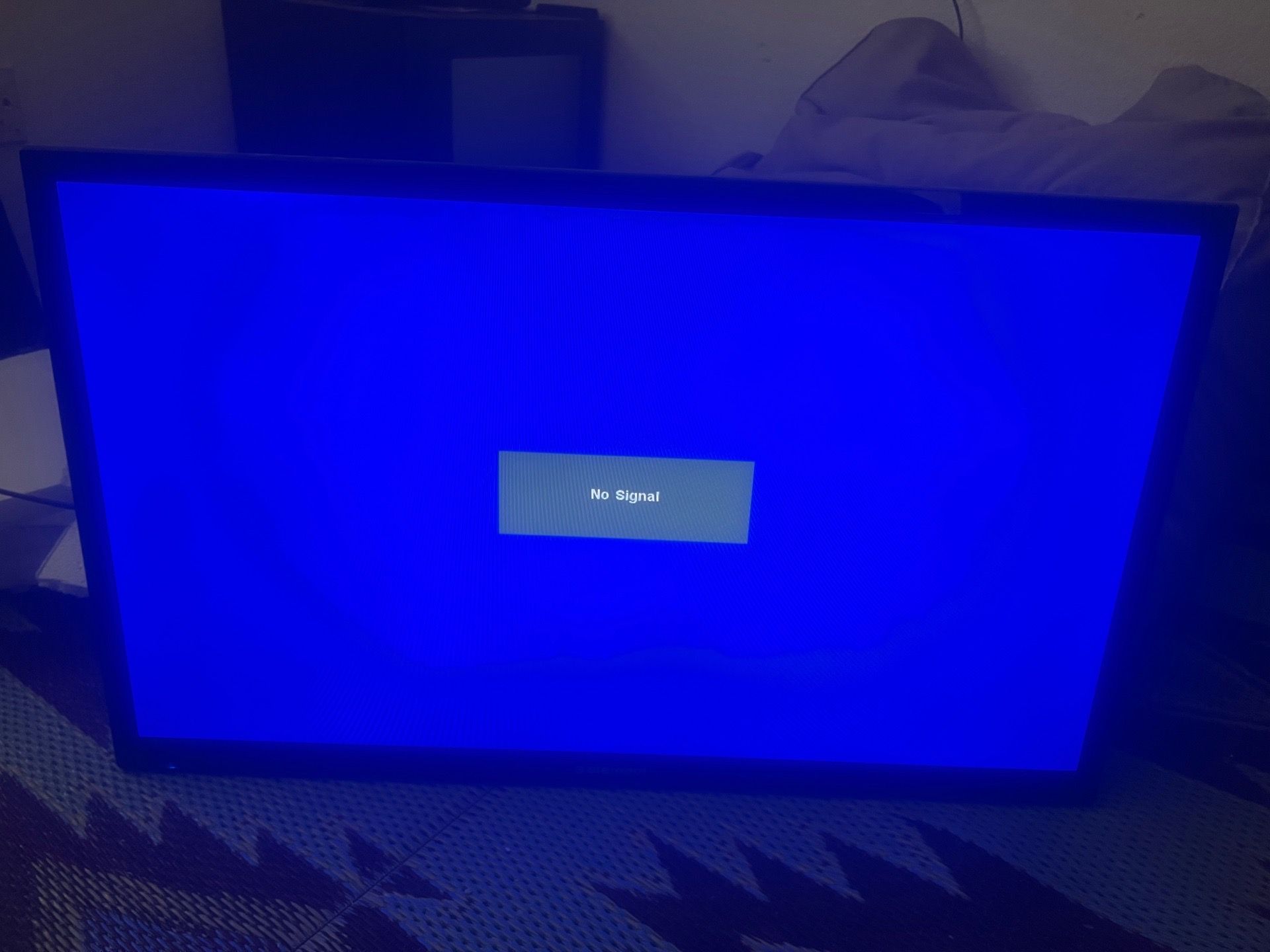 32” element monitor/tv
