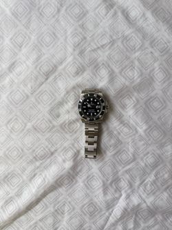 Submariner watch