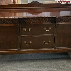 Buffet Cabinet