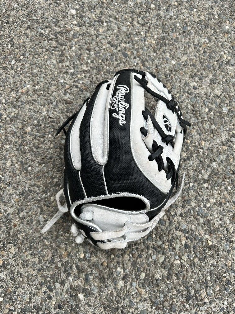 Rawlings Heart of the Hide 11.75" Fastpitch Softball Glove PRO715SB-2WSS