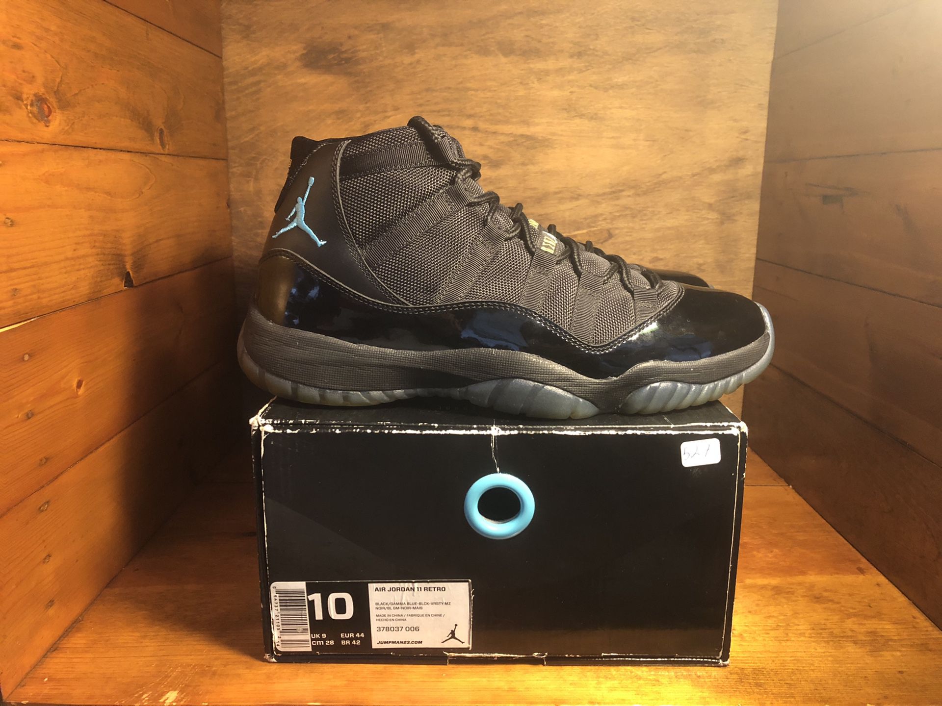 Nike Air Jordan 11 Retro “Gamma Blue” size 10 with box 9.5/10