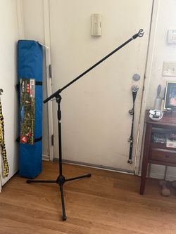 Grove pack gear microphone stand