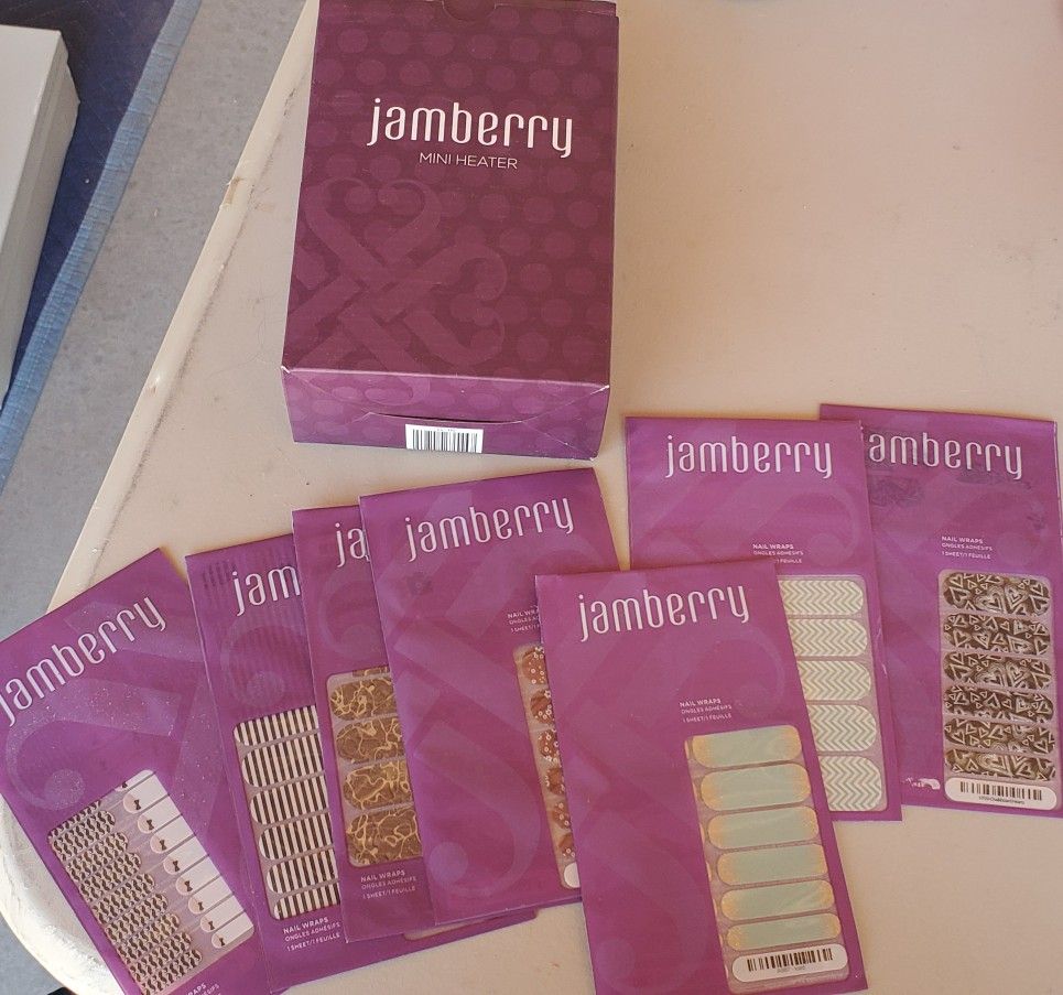 Jamberry mini heater with nail wraps