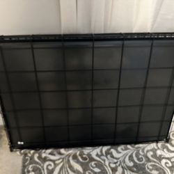 Extra Large Dog Crate Like New 42 Inch