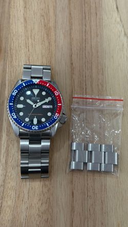 Seiko SKX009 Pepsi Automatic Diver Watch