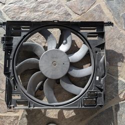 Factory OEM F10 Bmw Fan 
