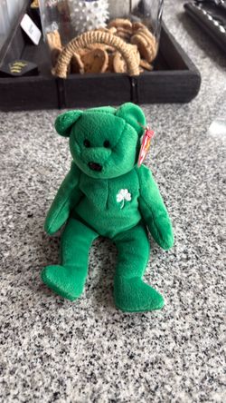 Ty Beanie Baby Green Shamrock Bear