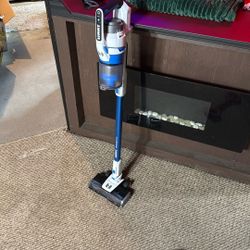 Hart Stick Vacuum