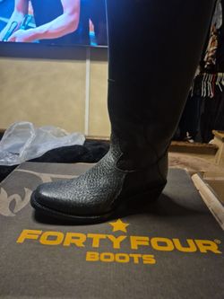 Leather boots