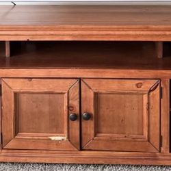 Solid Wood TV Stand / Entertainment Console