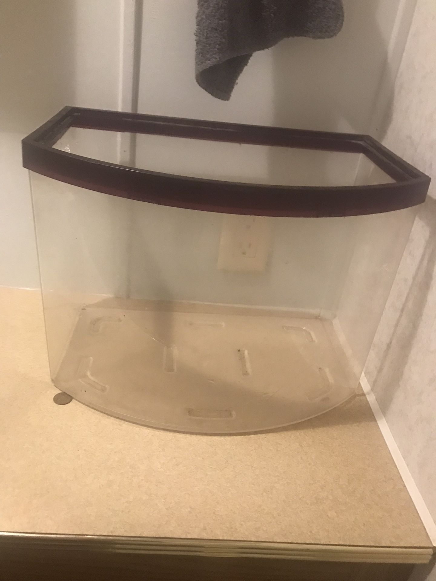 5 Gallon Aquarium 