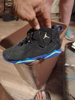 Kids shoes