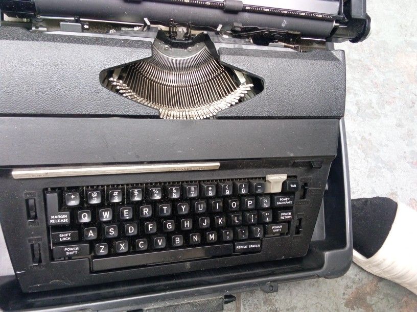 1970 Sears Typewriter