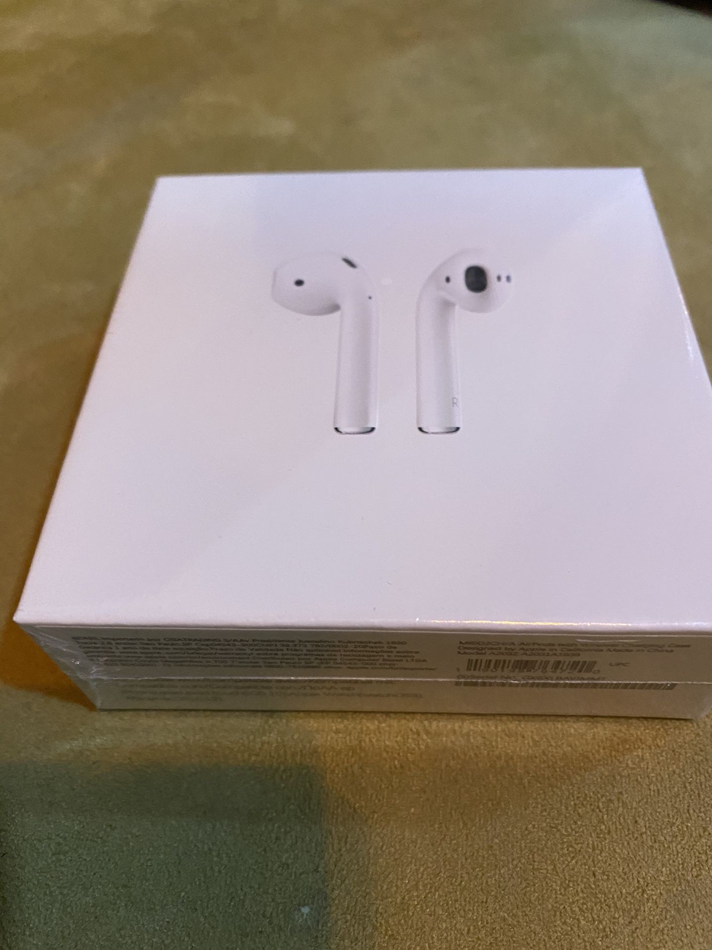 AirPod 2 New generation sealed in the box Brand new 1:1