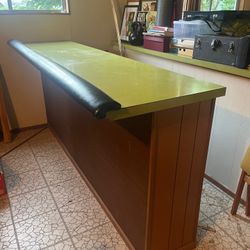 Bar With Shelves 