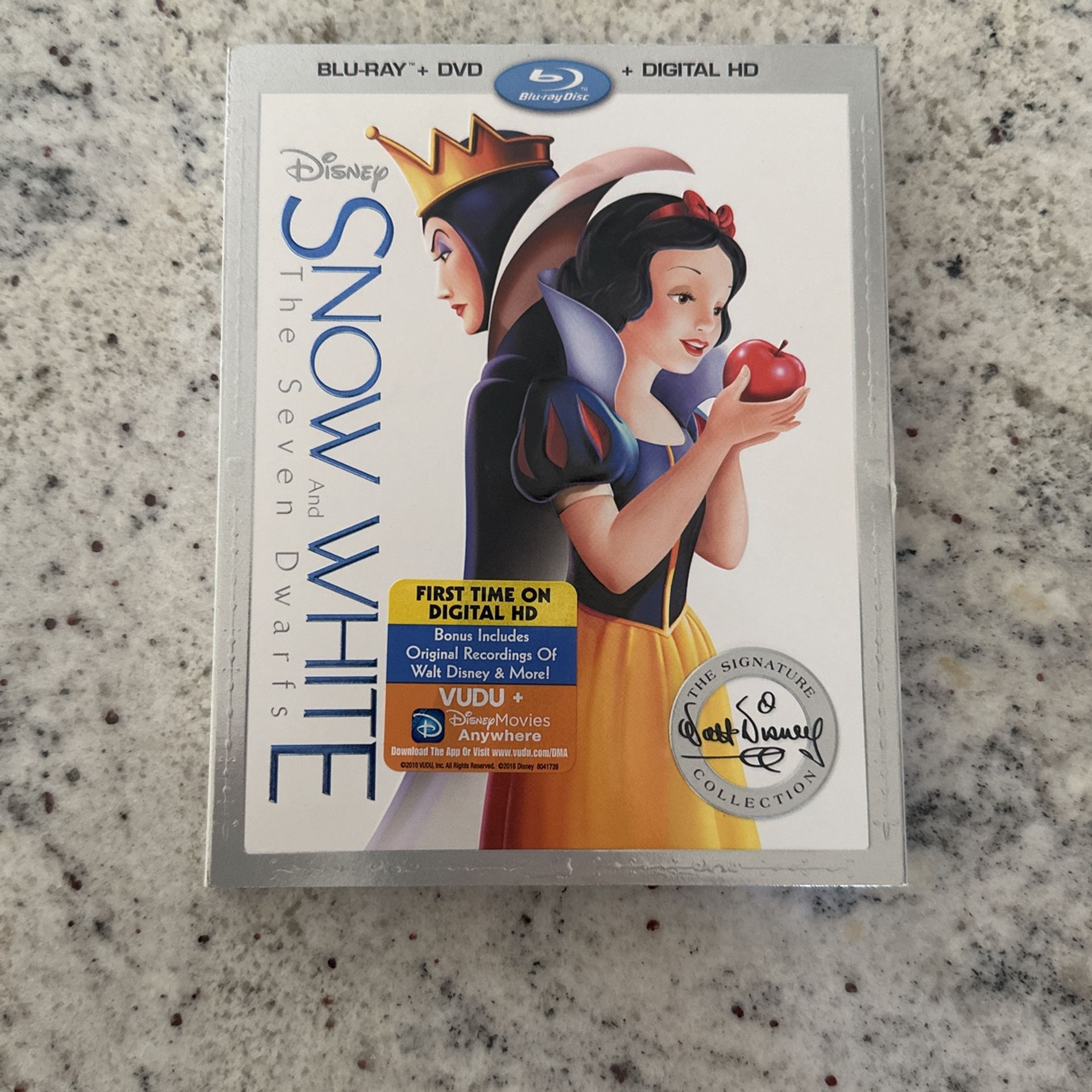 Snow White and the Seven Dwarfs (Blu-ray + DVD)