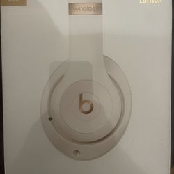 Beats by Dr. Dre - Studio3 Wireless Headphones