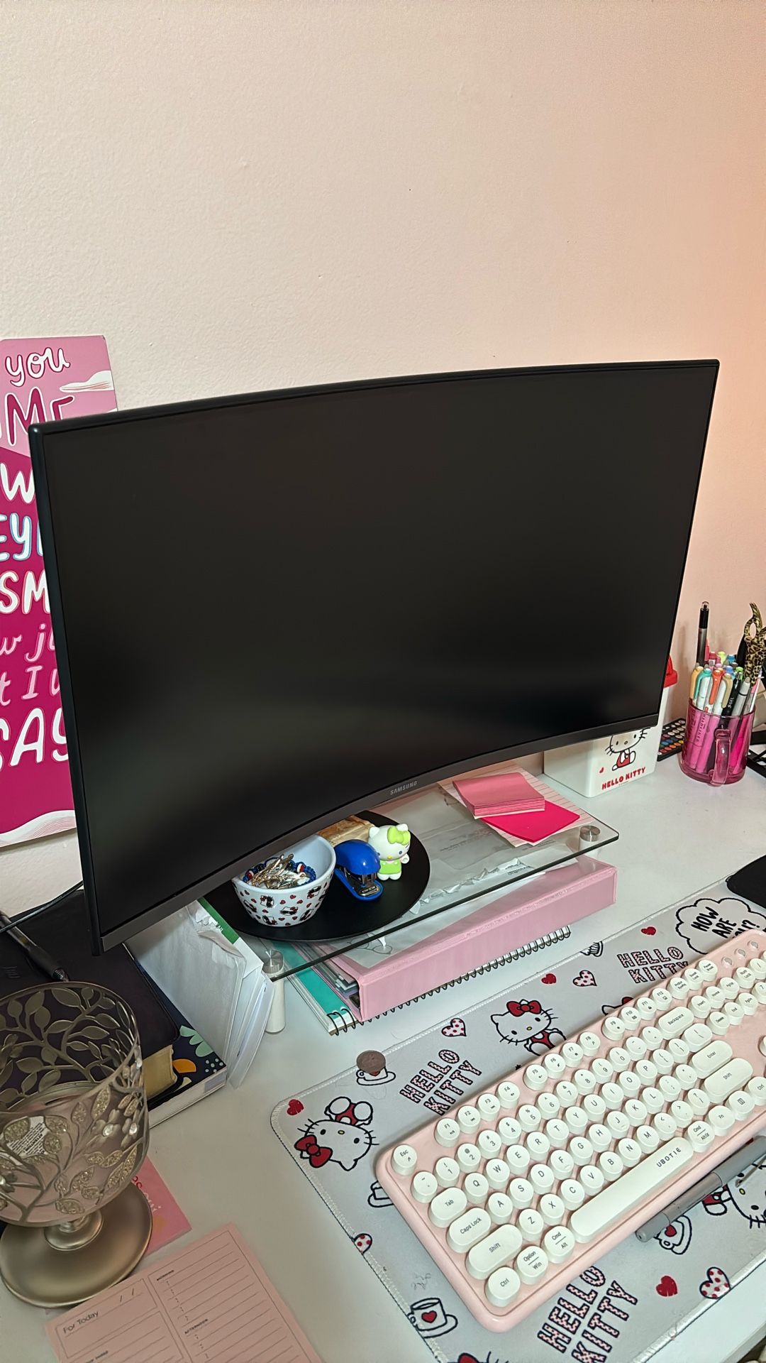 Samsung Curve Monitor Screen