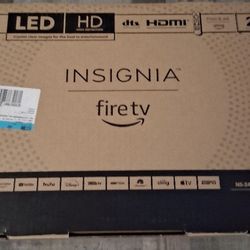Insignia™ - 24" Class F20 Series LED HD Smart Fire TV
