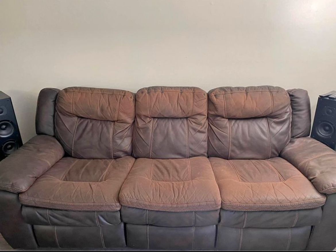 Brown Traditional couch