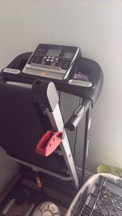 Treadmill small space
