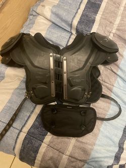 Adult small Xenith shoulder pads