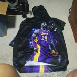 2xlarge Kobe BRYANT HOODIE NEW IN BAG