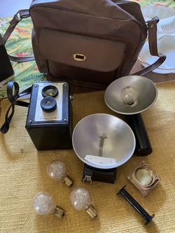 Antique Spartus Full Vue Camera