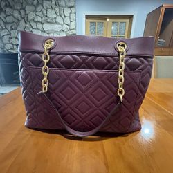 Tory Burch, Fleming Triple Compartment Tote , Imperial Garnet, Size: OS for  Sale in Monterey Park, CA - OfferUp