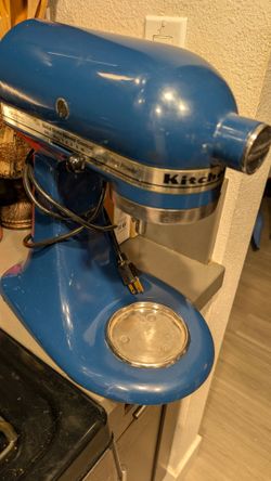 KitchenAid 300W Ultra Power Stand Mixer - Cobalt Blue w Bowl & Attachment
