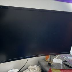 Samsung 24inch Curved Monitors W/Stand