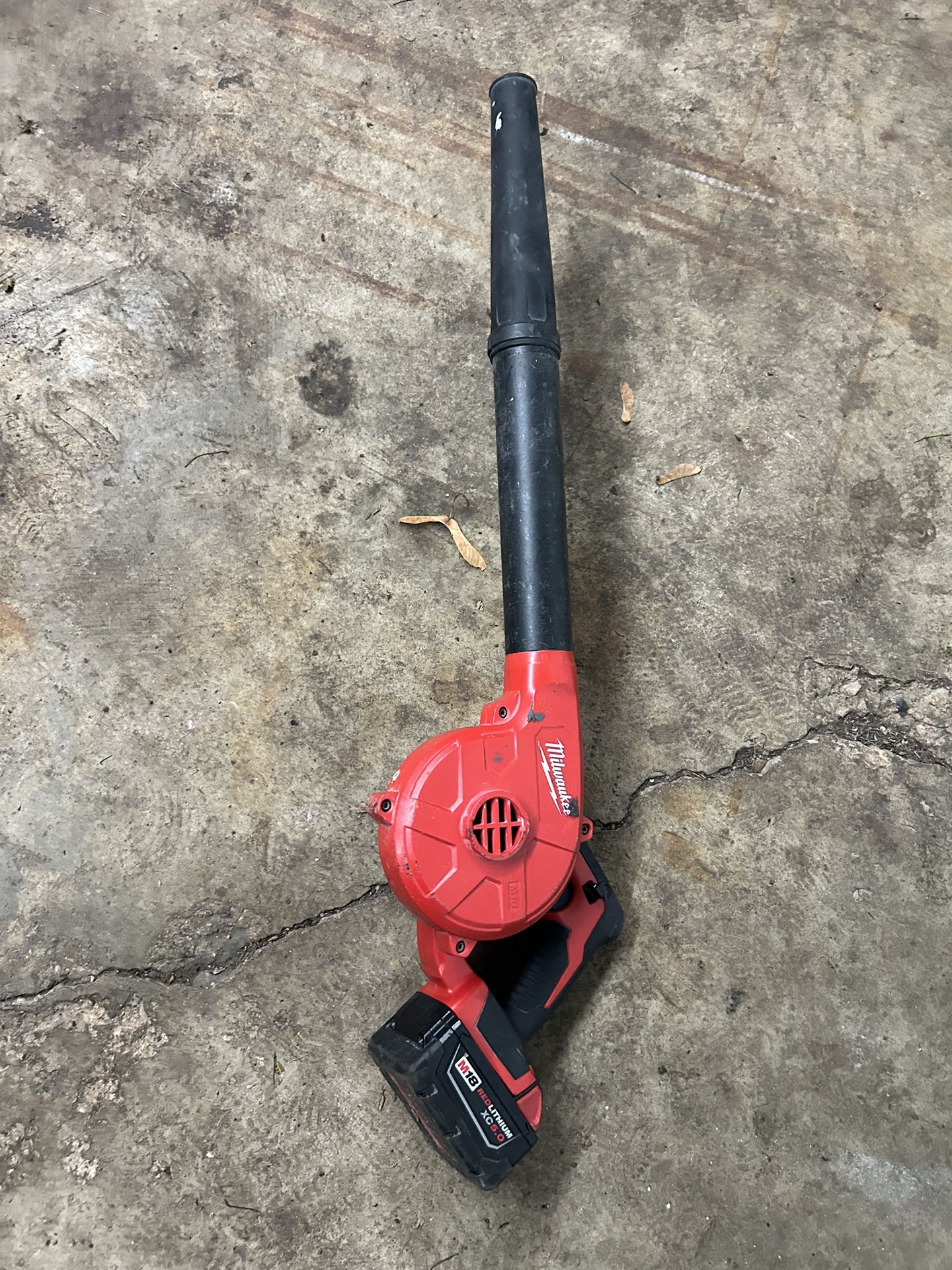 M18 Milwauke leaf blower
