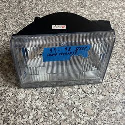 Jeep Grand Cherokee Headlight 