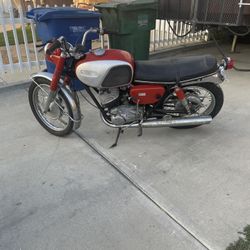 1967 Yamaha DS 5