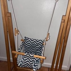 Avenlur Kids Swing Set