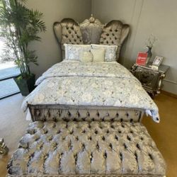Versailles Antique Bed$10 Down Payment And Financing Available