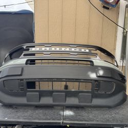 2021 2022 2023 2024 FORD BRONCO SPORT FRONT BUMPER COVER OEM USED 